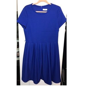 blue dress